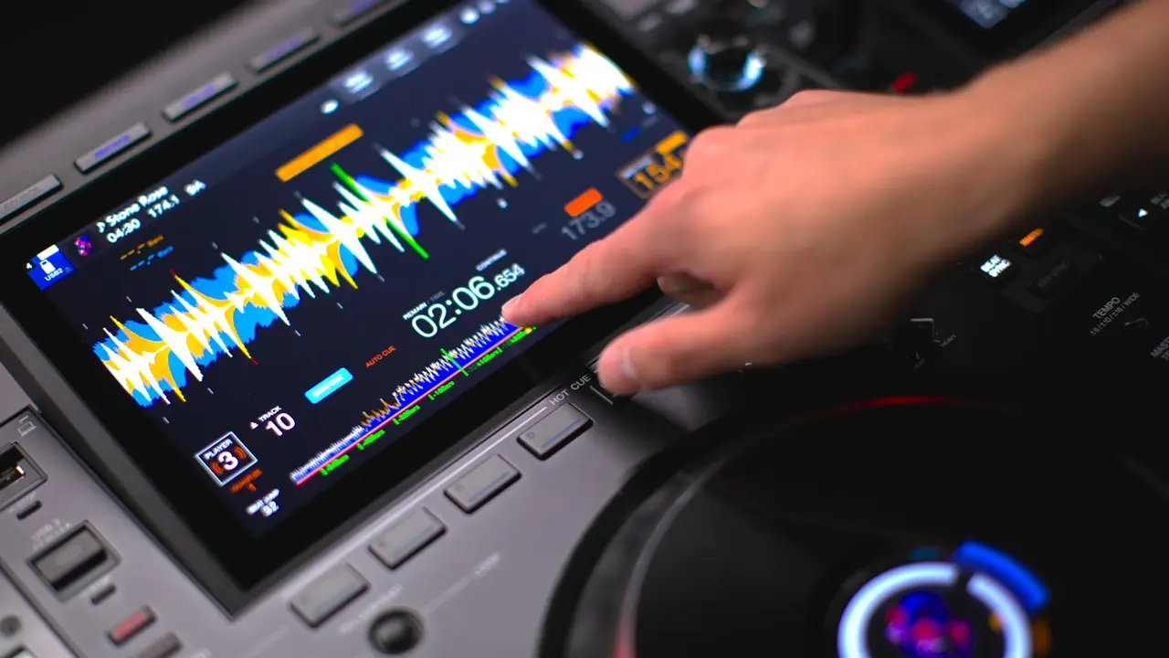 CDJ-3000X - 次世代プロフェッショナルDJプレーヤー - AlphaTheta