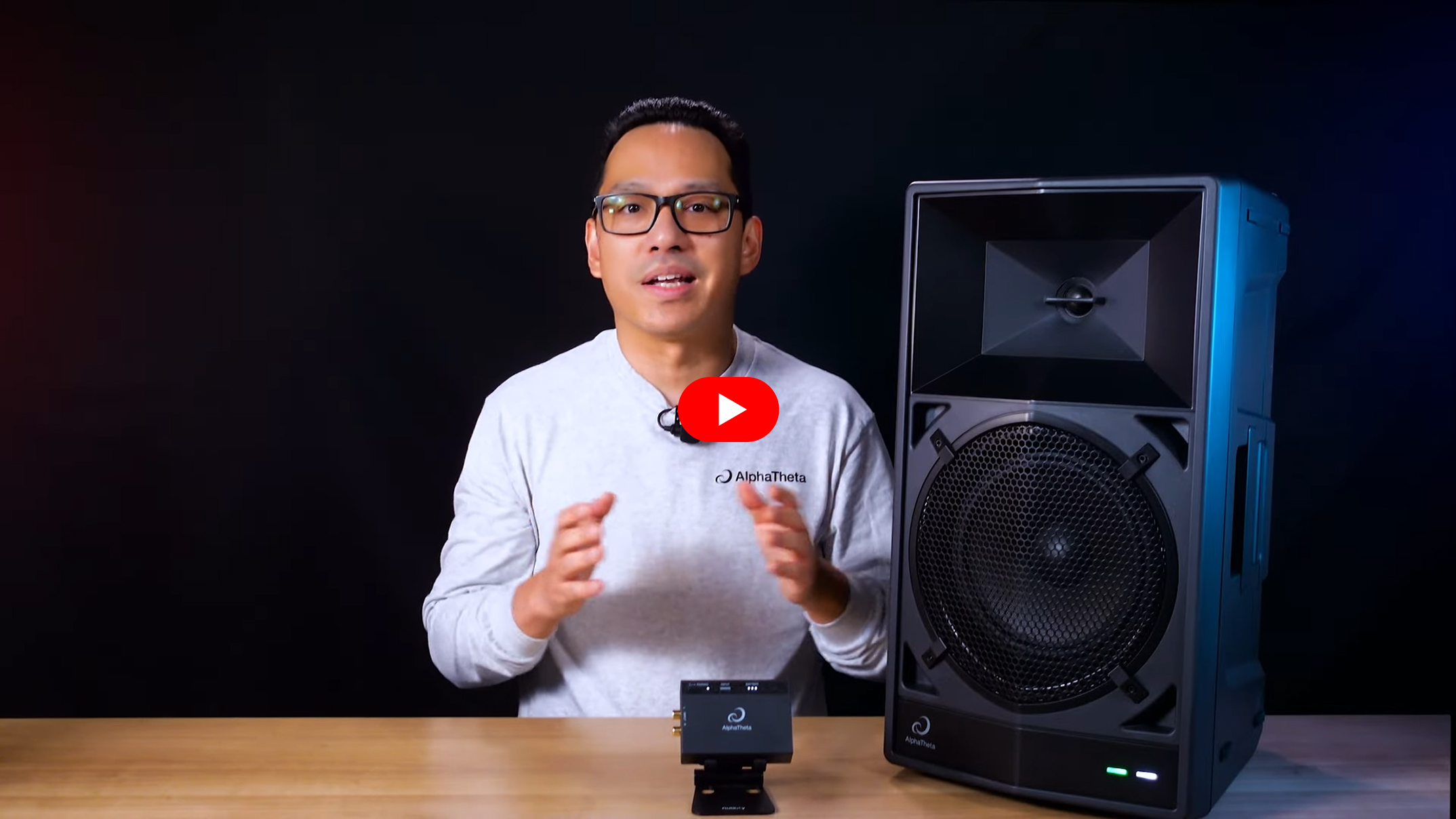 Vorstellung der Einrichtung, Funktionen und anderen wichtigen Highlights des WAVE-EIGHT