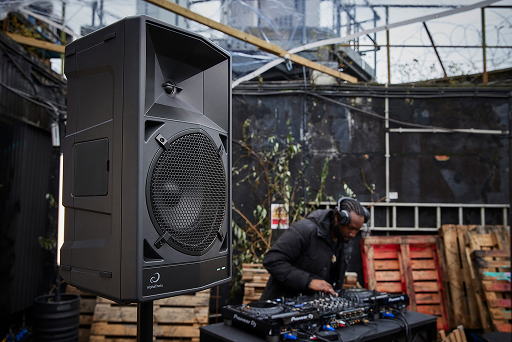 wave-eight first-view