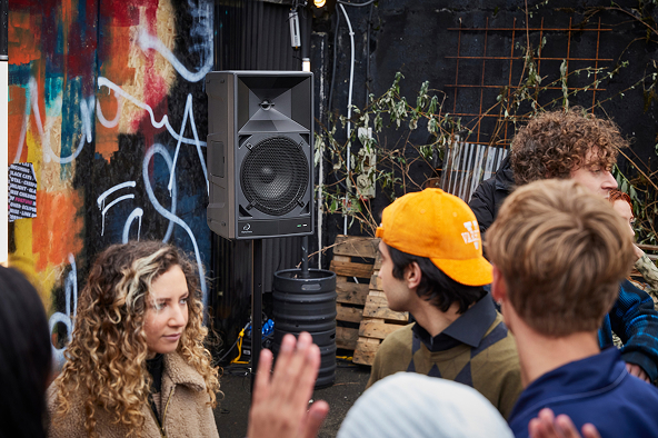 wave-eight first-view