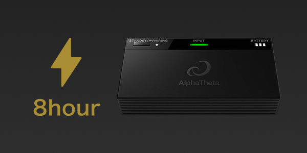 Der SonicLink-Sender bietet bis zu 8 Stunden fortlaufender Verwendung.