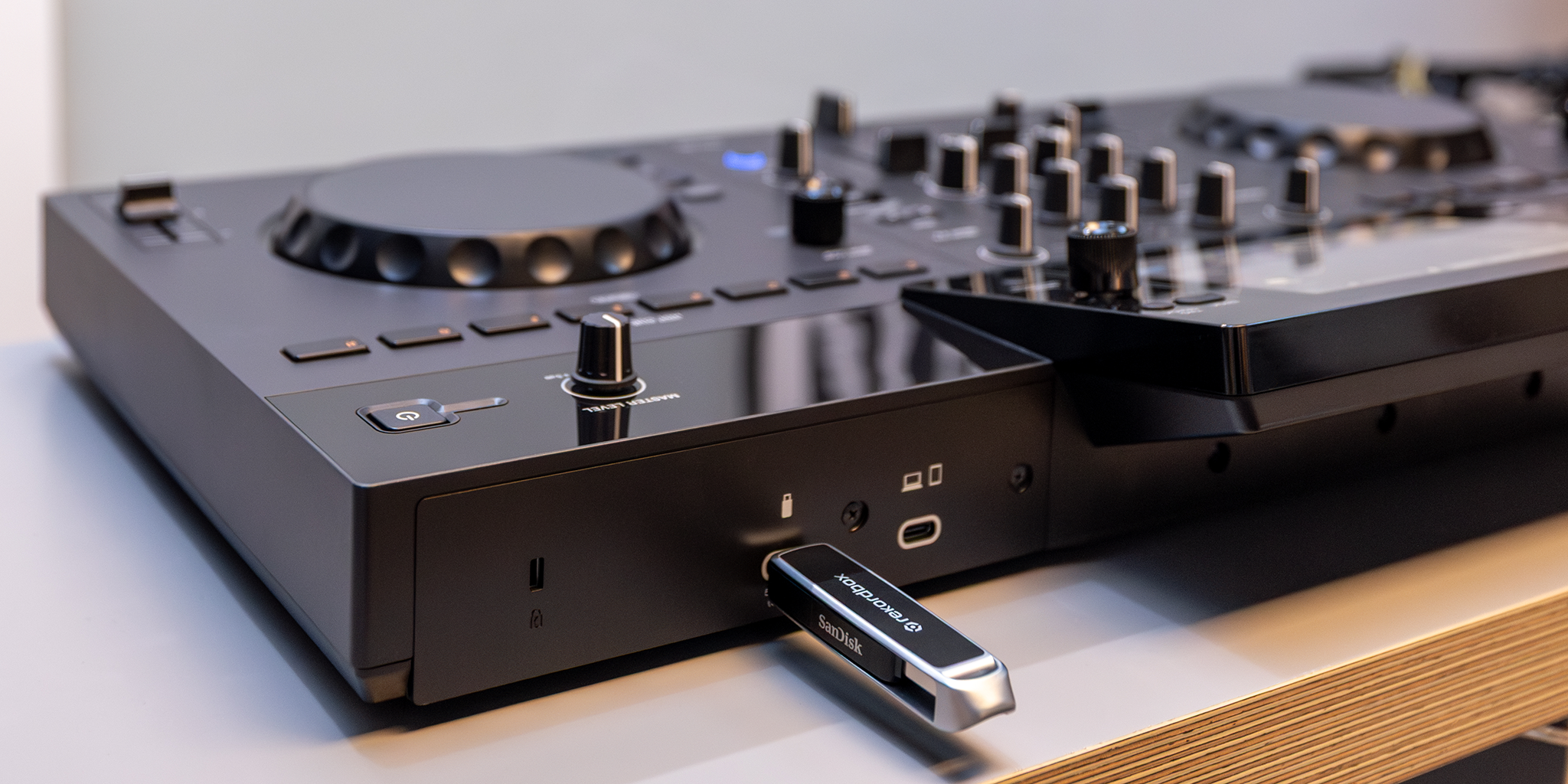 XDJ-AN4-2